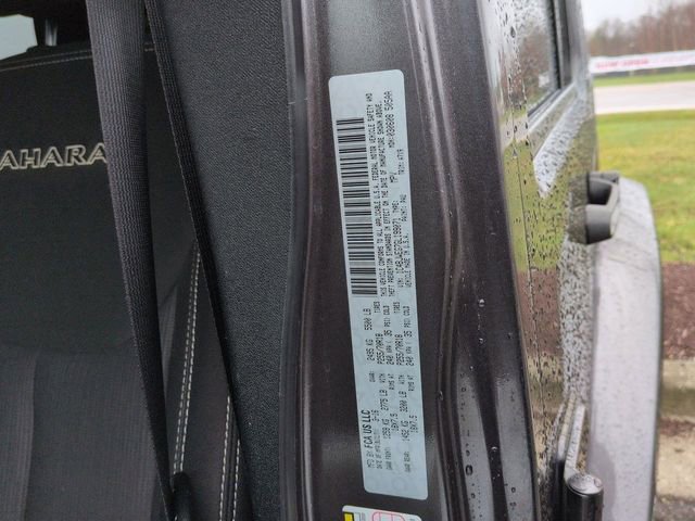 Used 2016 Jeep Wrangler Unlimited Sahara w/ Connectivity Group image 26