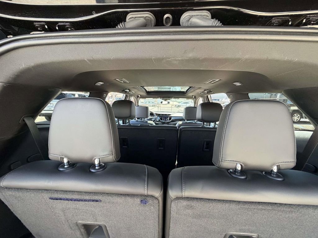 Used 2025 Cadillac XT6 Sport w/ LPO, Floor Liner Package image 18