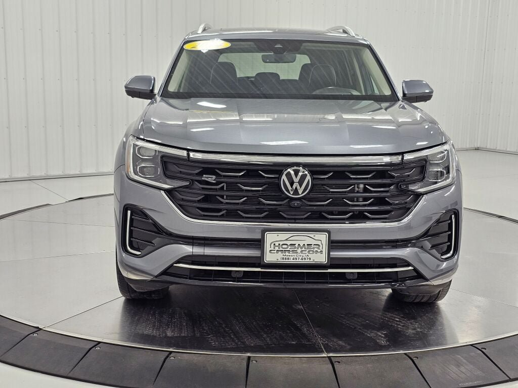 Used 2024 Volkswagen Atlas SEL Premium R-Line AWD/4WD image 8