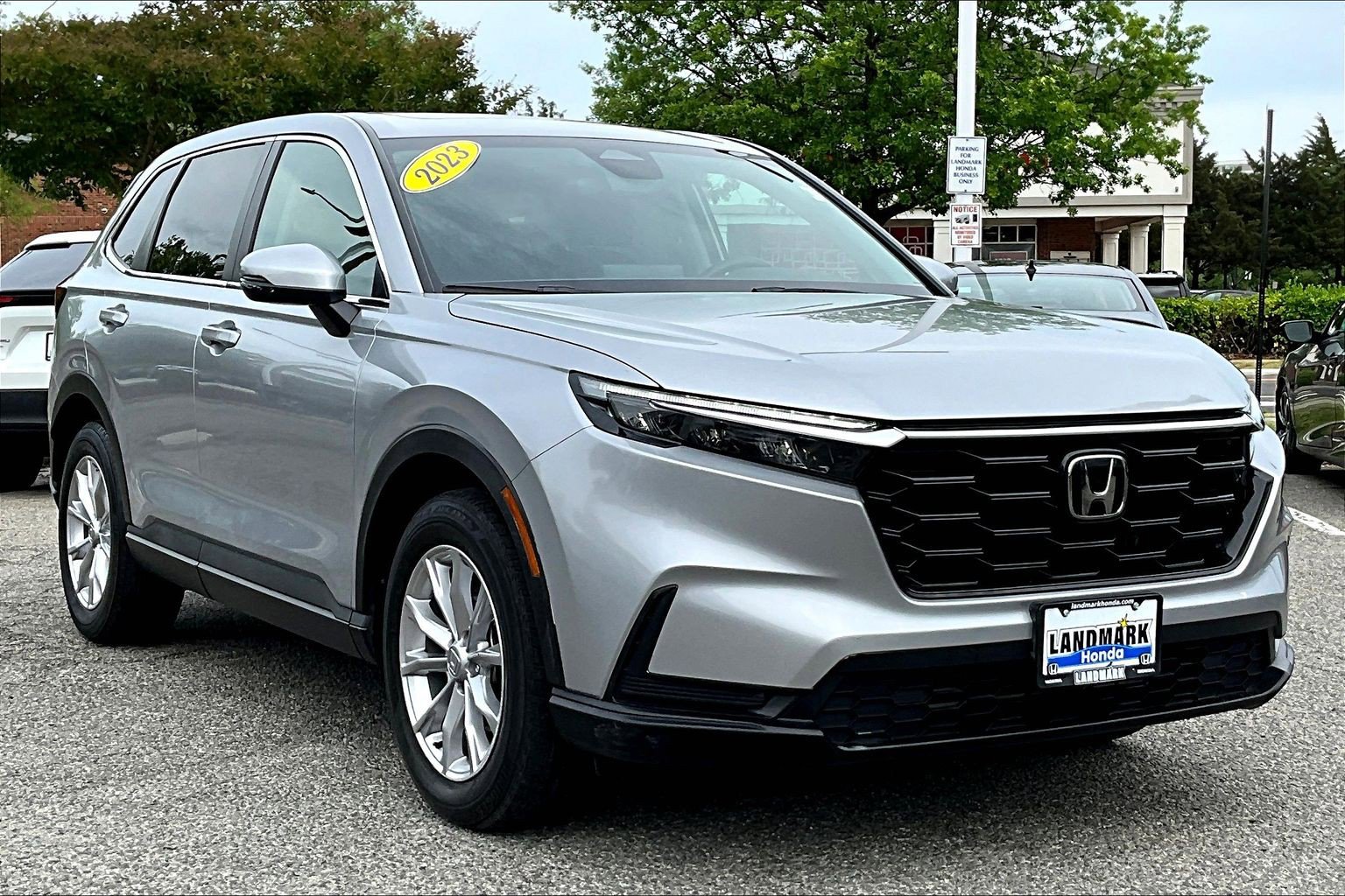 Used 2023 Honda CR-V EX image 11