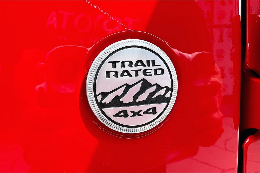 Used 2018 Jeep Wrangler Sport AWD/4WD image 37