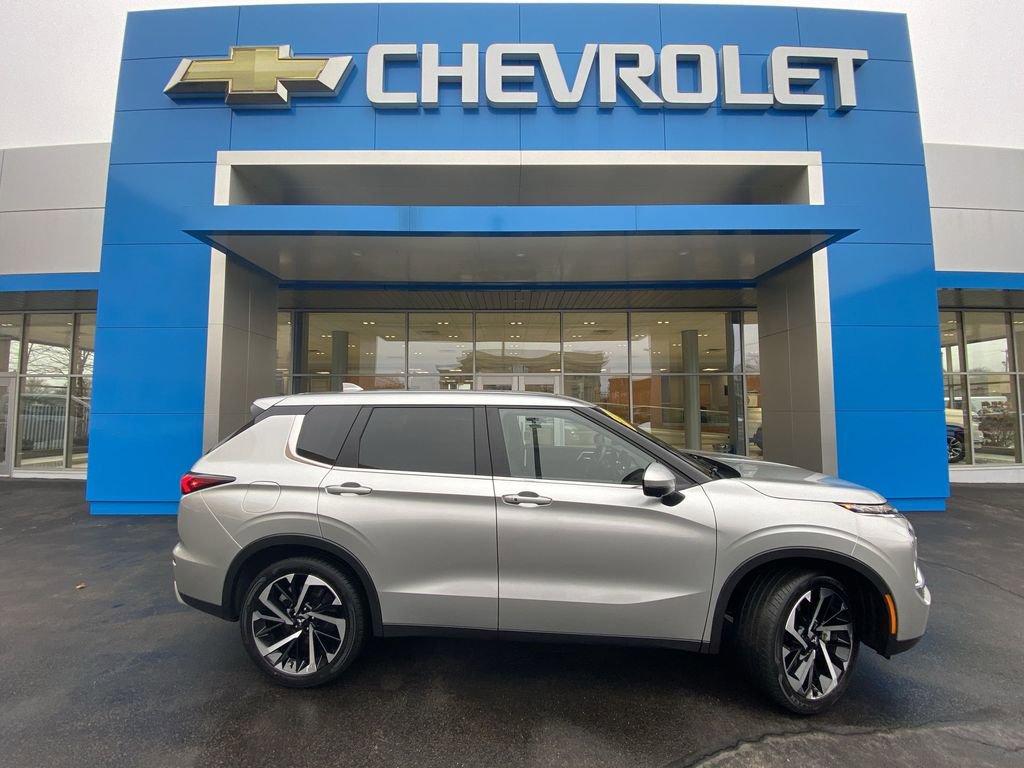 Used 2024 Mitsubishi Outlander Ralliart AWD/4WD image 1