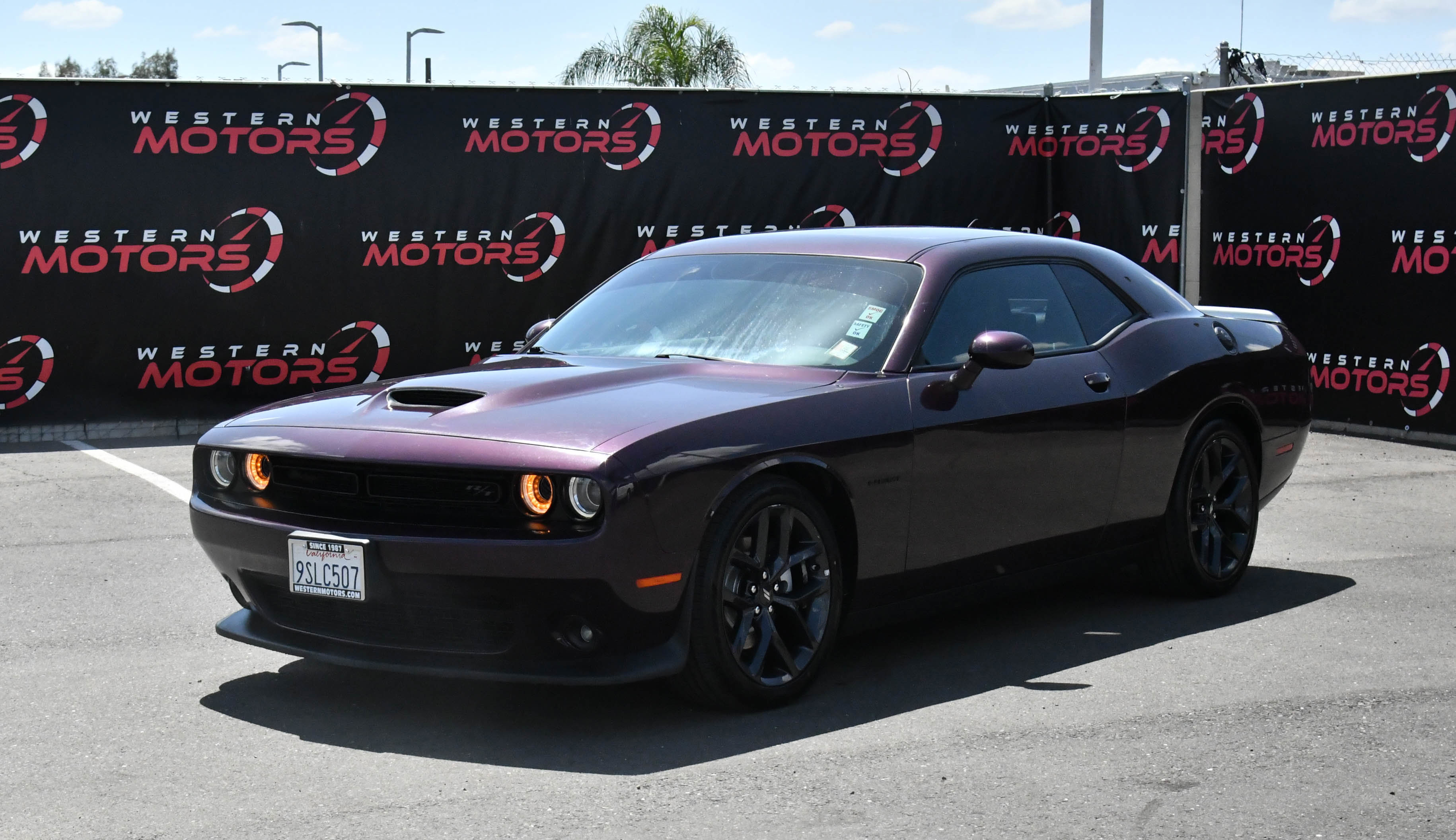 Used 2022 Dodge Challenger R/T w/ Plus Package RWD image 3