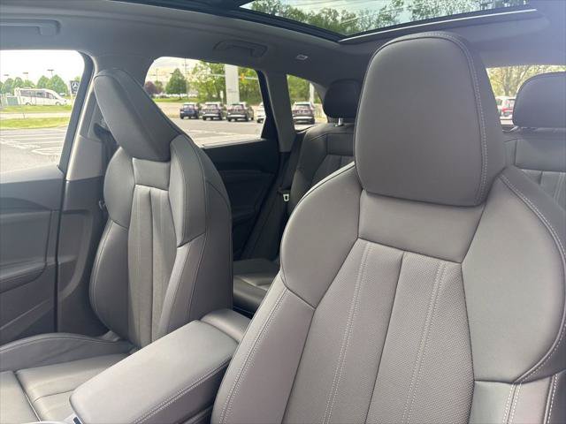 Used 2025 Audi Q5 Premium Plus w/ Premium Plus AWD/4WD image 25