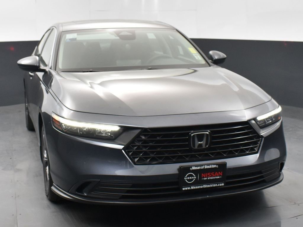 Used 2024 Honda Accord EX image 2