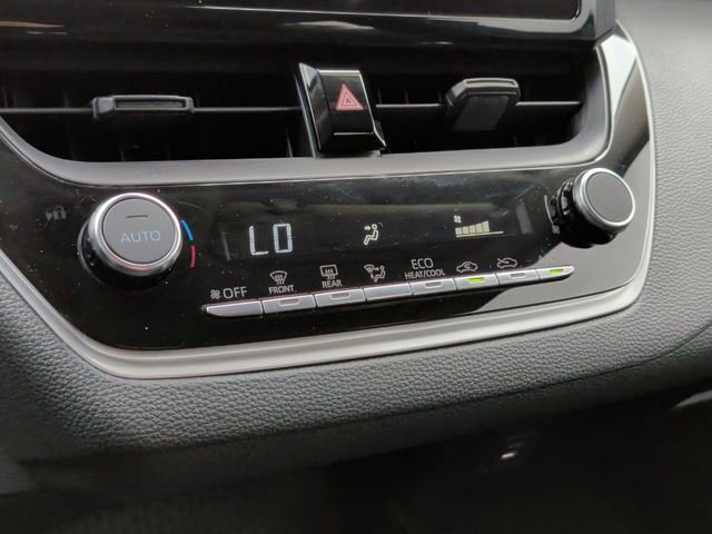 Used 2025 Toyota Corolla LE FWD image 25