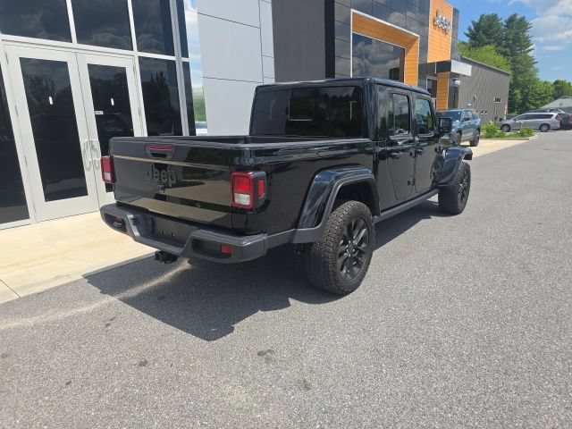 Used 2025 Jeep Gladiator Sport AWD/4WD image 7