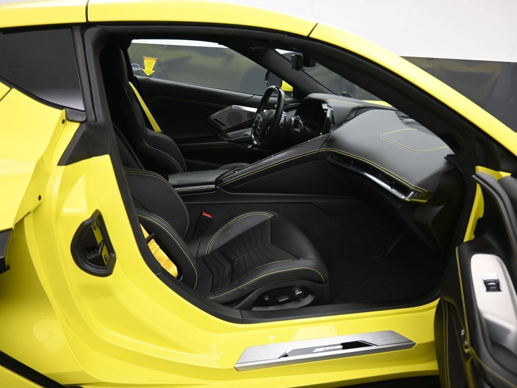 Used 2023 Chevrolet Corvette Z06 RWD image 40