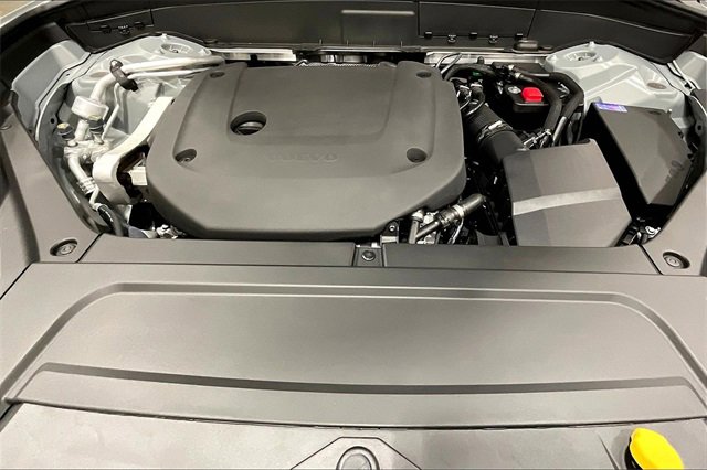 New 2026 Volvo XC90 B6 Plus w/ Protection Package Premier image 12