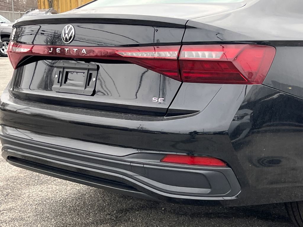 New 2026 Volkswagen Jetta SE image 5