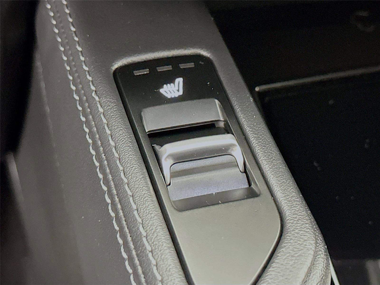 Used 2023 Kia Telluride EX AWD/4WD image 16