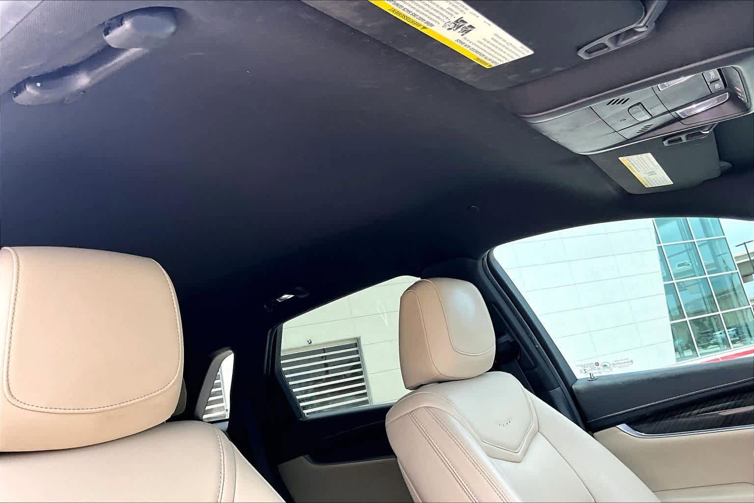 Used 2018 Cadillac XT5 FWD image 13