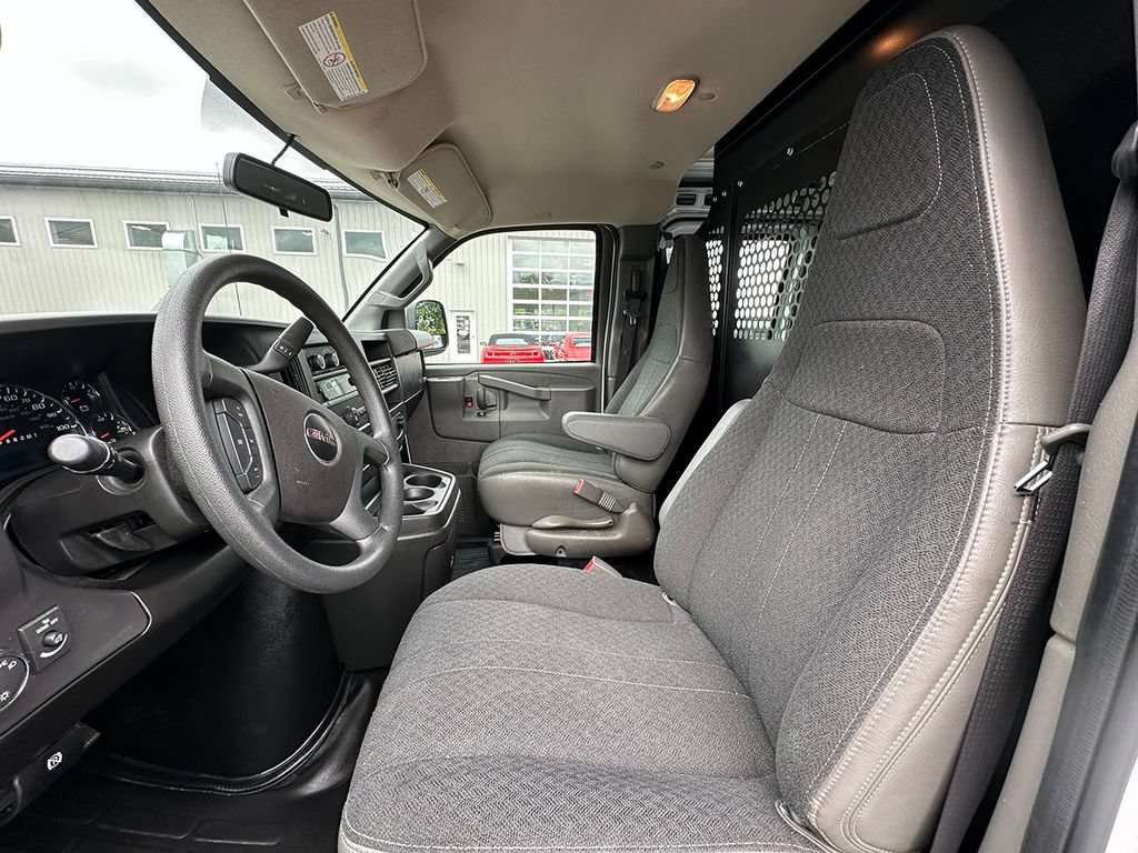 Used 2025 GMC Savana 2500 w/ Driver Convenience Package RWD image 26