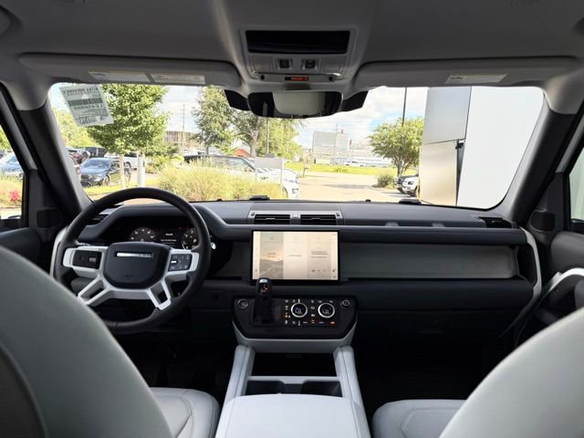 New 2025 Land Rover Defender 110 S image 27