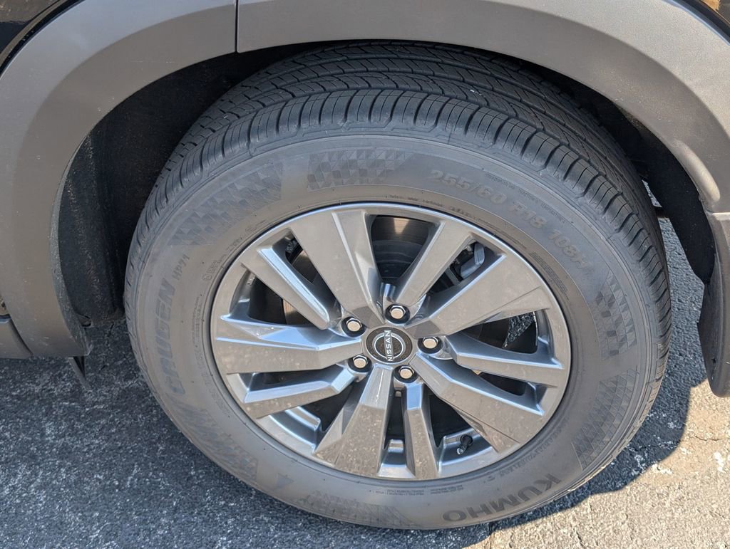 Used 2025 Nissan Pathfinder SV w/ SV Premium Package image 23