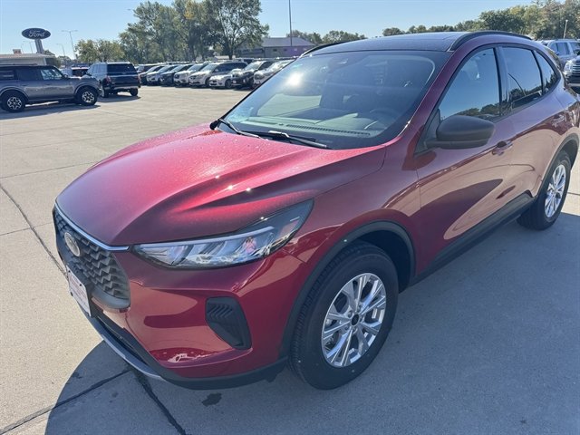 New 2025 Ford Escape Active w/ Tech Pack #1 AWD/4WD image 7