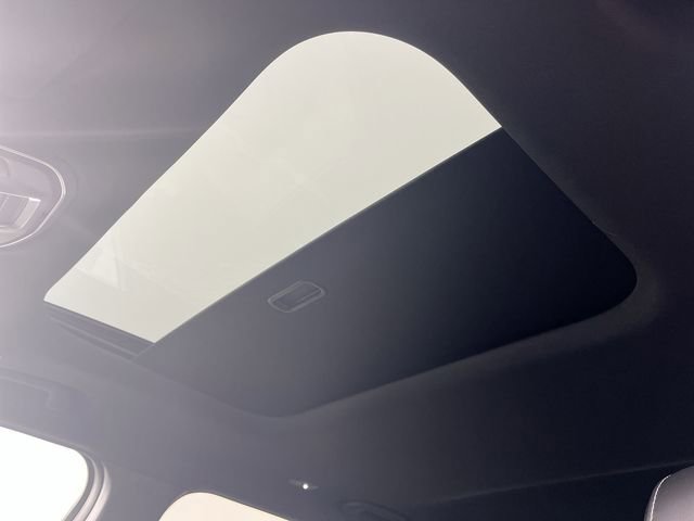 New 2025 Jeep Grand Cherokee L Altitude image 21