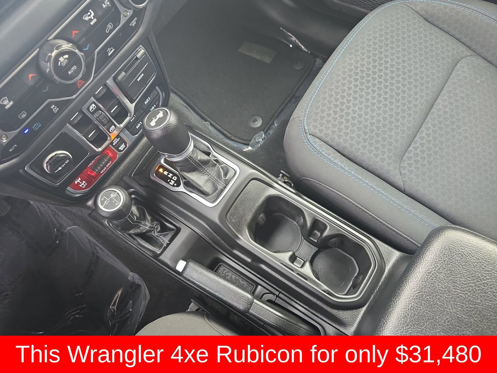 Used 2024 Jeep Wrangler Unlimited Rubicon 4xe image 32