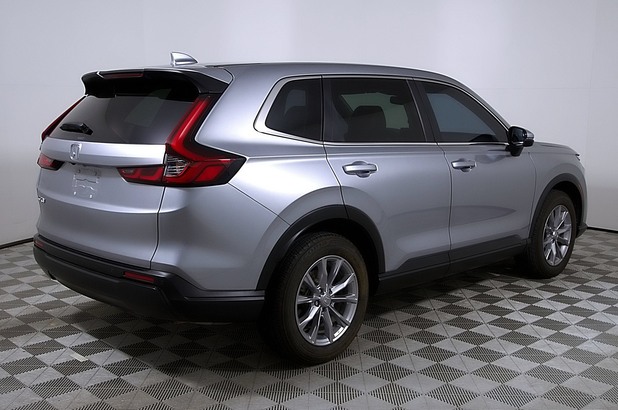 Used 2025 Honda CR-V EX image 7