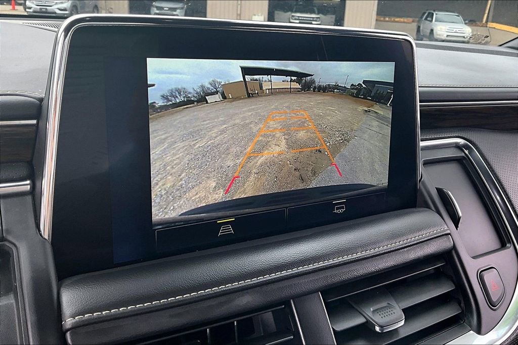 Used 2024 Chevrolet Suburban Premier image 14