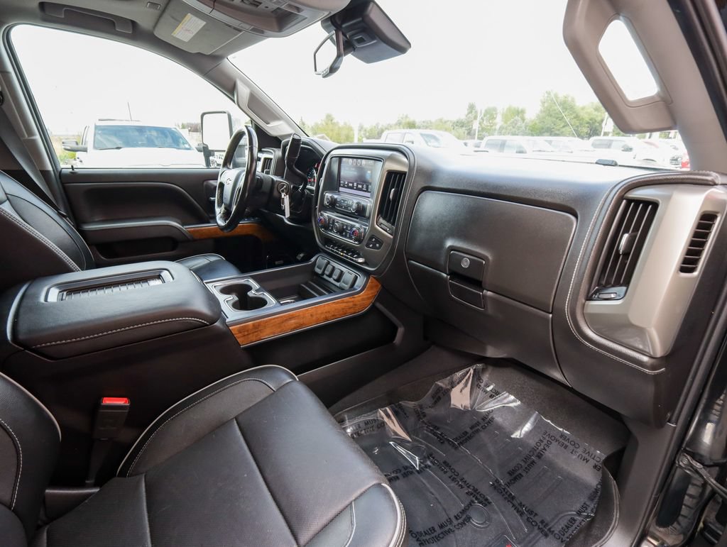 Used 2019 Chevrolet Silverado 3500 High Country w/ Duramax Plus Package AWD/4WD image 24