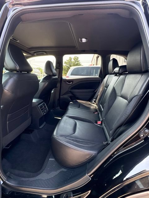 Used 2025 Subaru Forester Touring w/ Popular Package - Touring AWD/4WD image 14