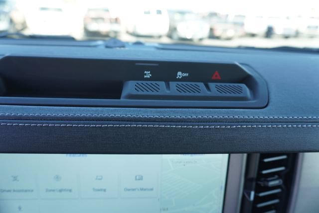 Used 2026 Ford Bronco Outer Banks AWD/4WD image 39