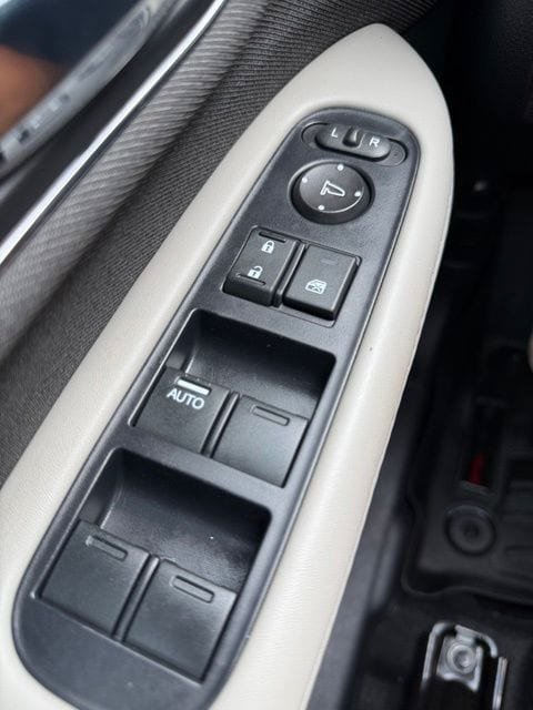 Used 2020 Honda HR-V EX image 18