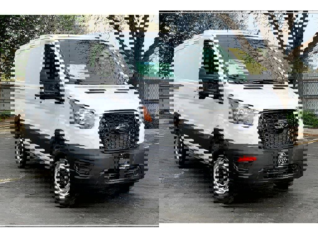 New 2025 Ford Transit 250 Low Roof image 17