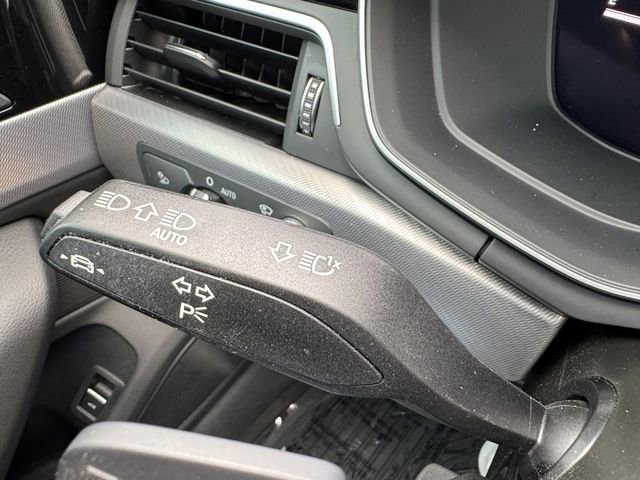 Used 2023 Audi A4 2.0T Prestige w/ Prestige Package image 17