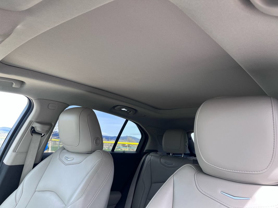 Used 2019 Cadillac XT4 Premium Luxury AWD/4WD image 20