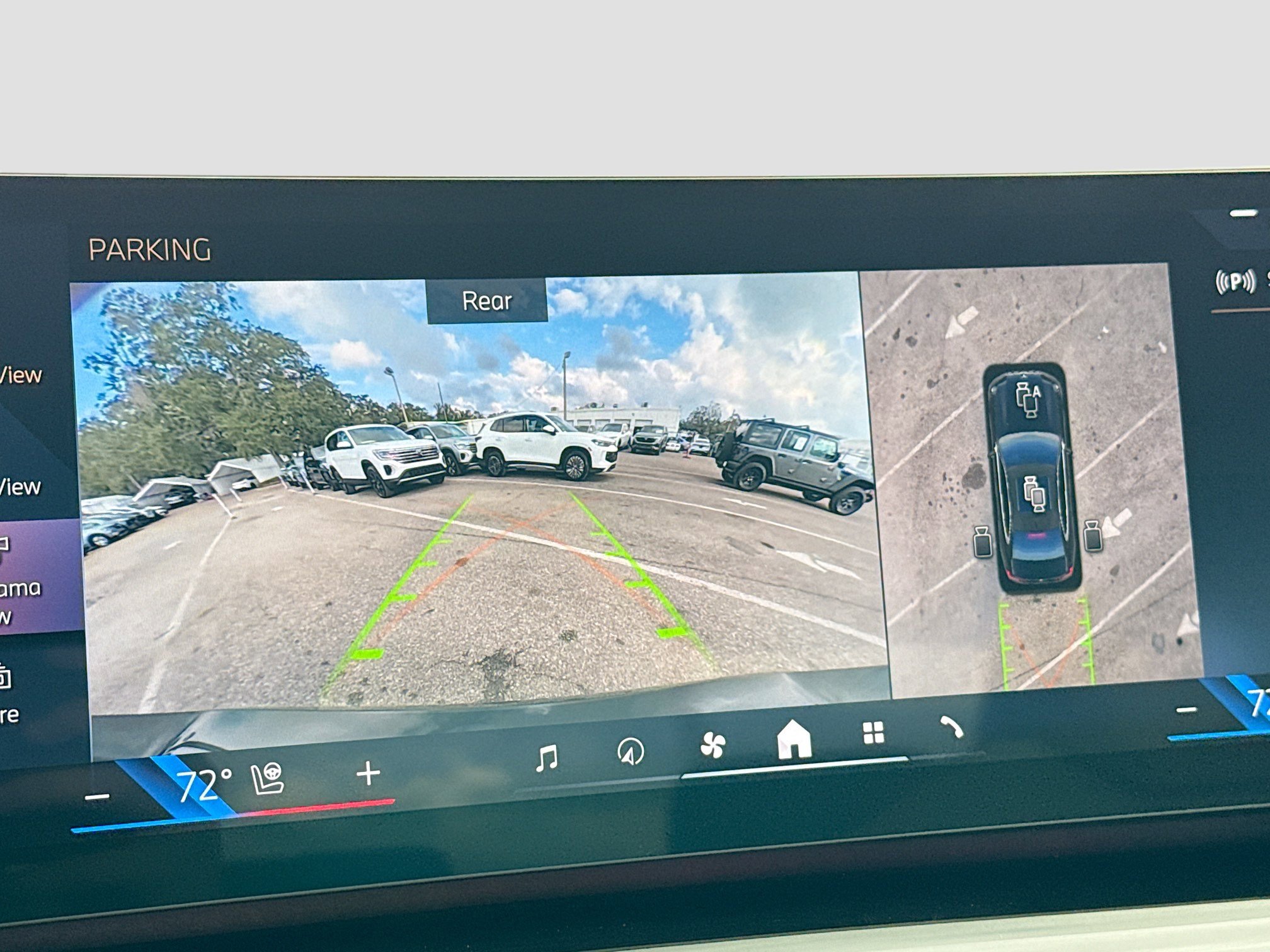 New 2026 BMW 530i w/ Convenience Package image 35