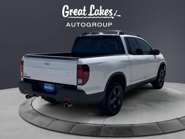 Used 2025 Honda Ridgeline Black Edition image 5