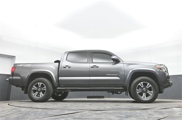 Used 2019 Toyota Tacoma TRD Sport image 47