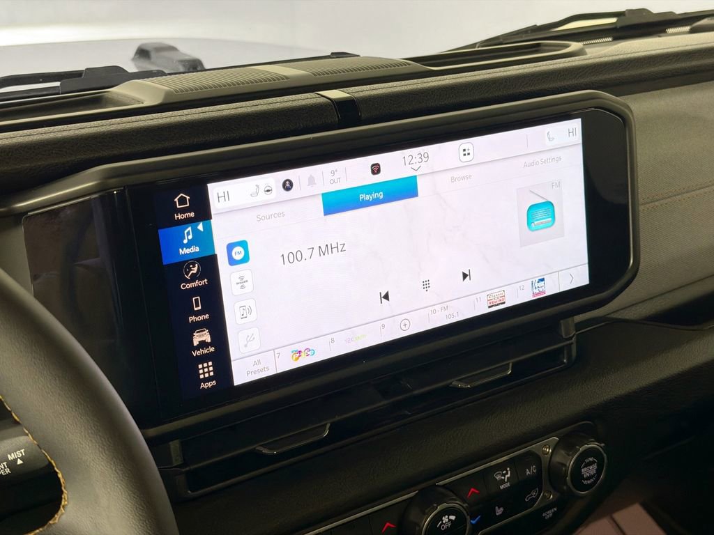 Used 2024 Jeep Wrangler Willys image 14