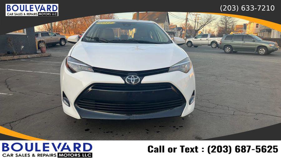 Used 2017 Toyota Corolla LE w/ LE Premium Package w/Moonroof image 5