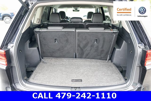 Certified 2024 Volkswagen Atlas SE w/ Black Wheel Package image 35