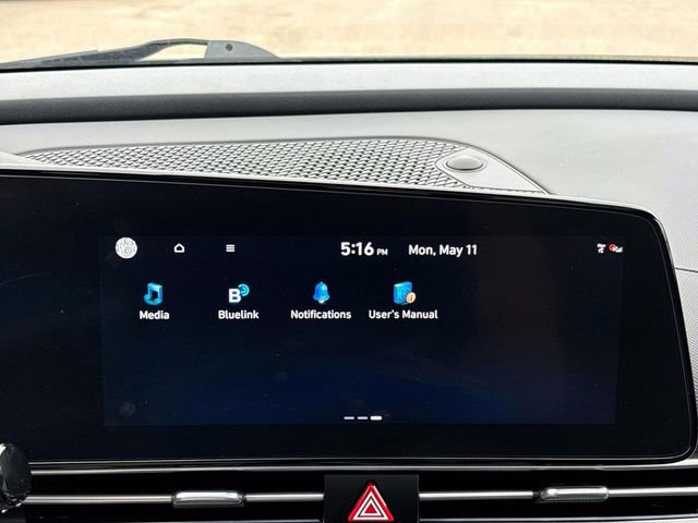 Used 2023 Hyundai Elantra Limited FWD image 31