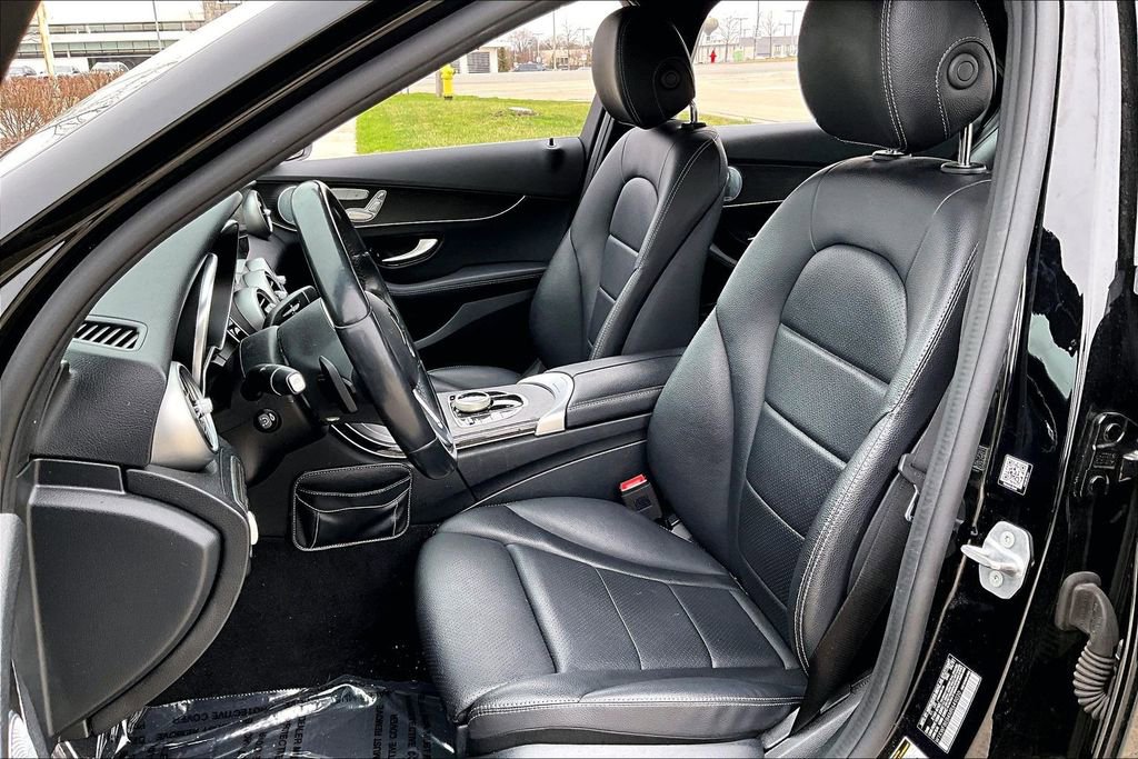 Used 2021 Mercedes-Benz C 300 4MATIC Sedan image 13