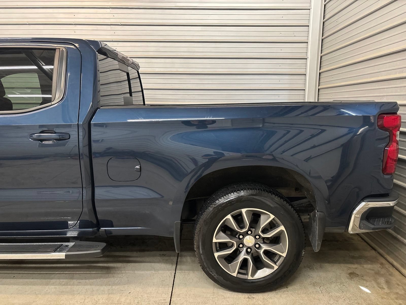 Used 2020 Chevrolet Silverado 1500 LT w/ All-Star Edition AWD/4WD image 5