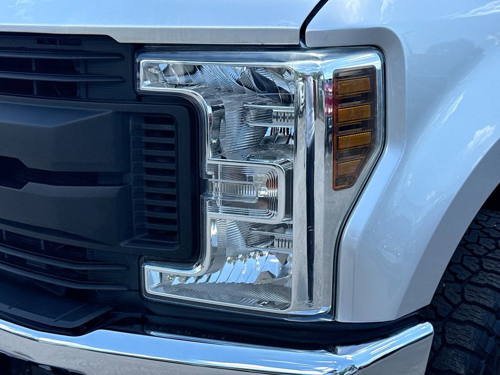 Used 2019 Ford F350 XL w/ Power Equipment Group AWD/4WD image 9