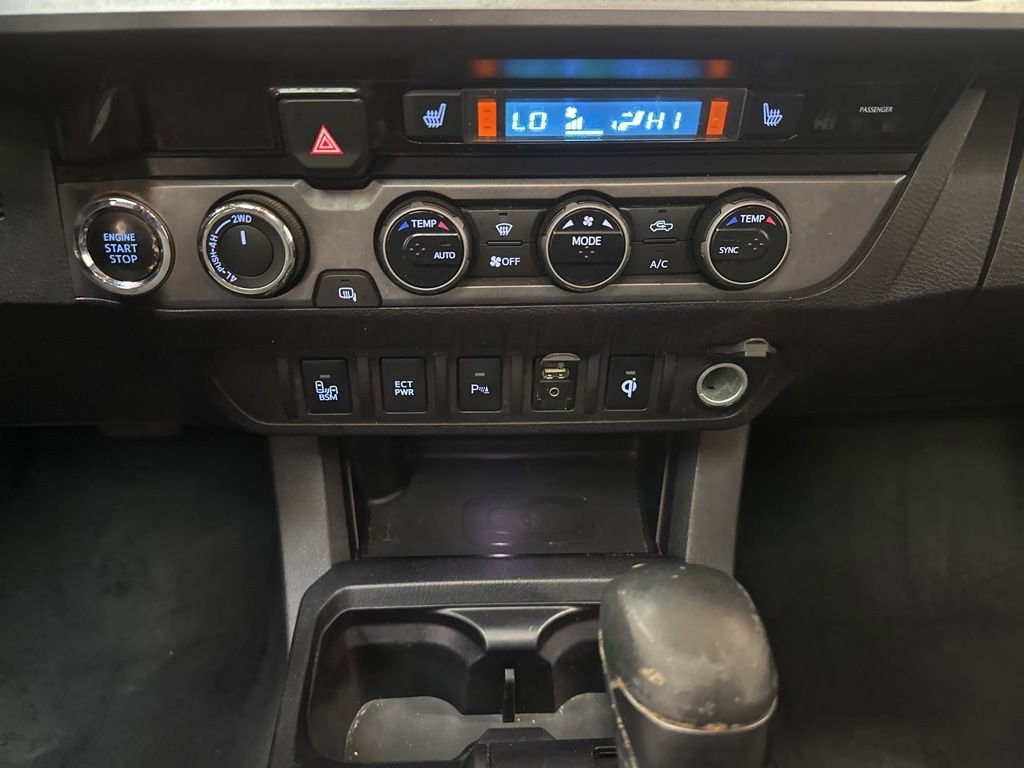 Used 2017 Toyota Tacoma TRD Off-Road image 19