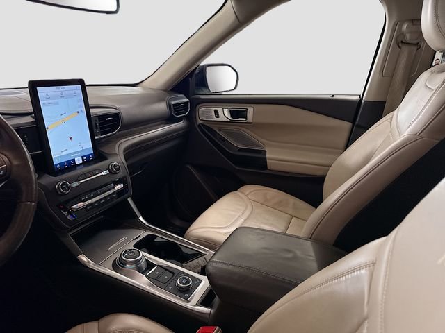 Used 2020 Ford Explorer Platinum w/ Premium Technology Package AWD/4WD image 26
