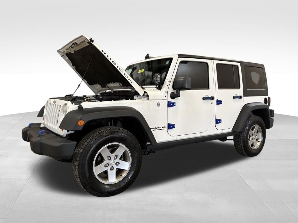 Used 2012 Jeep Wrangler Unlimited Rubicon w/ Connectivity Group image 15