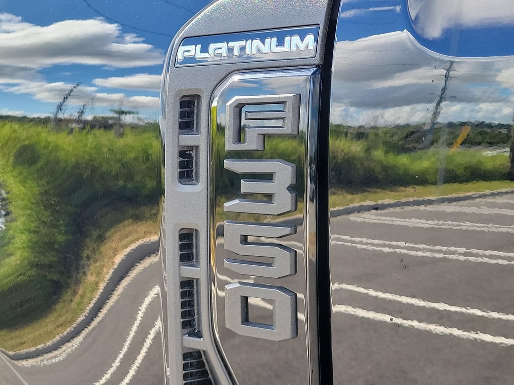 Used 2026 Ford F350 Platinum w/ Tremor Off-Road Package AWD/4WD image 7