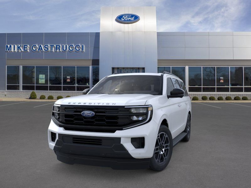New 2026 Ford Expedition Active image 2
