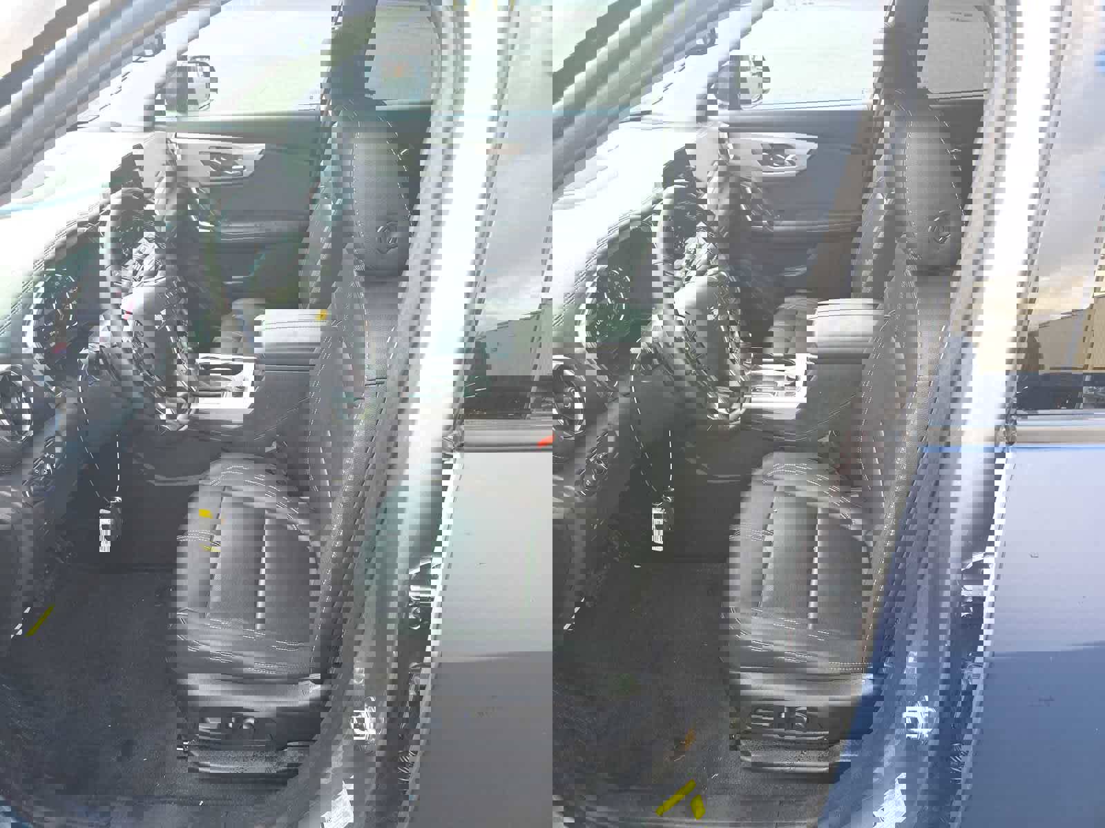 Used 2023 Chevrolet Blazer LT w/ Midnight/Sport Edition image 9