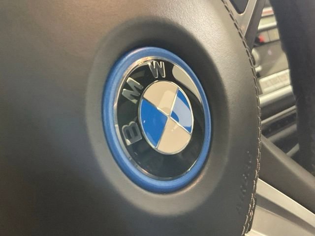 Used 2022 BMW X5 xDrive45e w/ M Sport Package AWD/4WD image 37