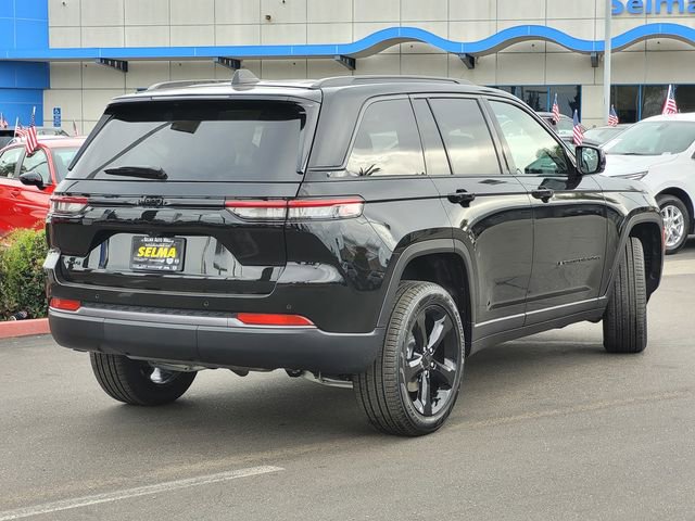 New 2026 Jeep Grand Cherokee Limited w/ Limited Altitude Package image 4