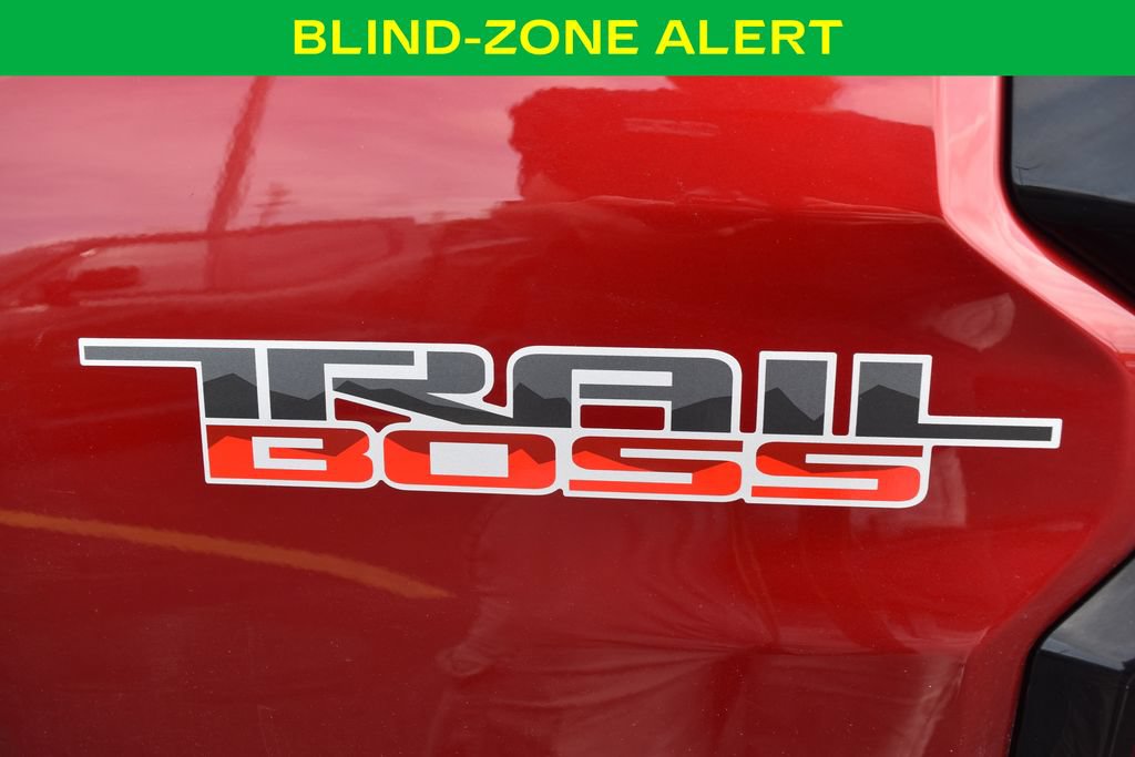 Used 2023 Chevrolet Colorado Trail Boss w/ Advanced Trailering Package AWD/4WD image 13